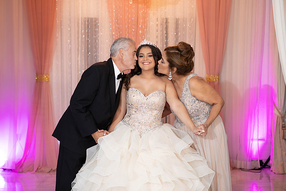 Sophia Suarez15QPTY_078