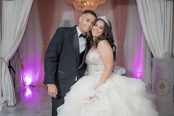 Sophia Suarez15QPTY_320