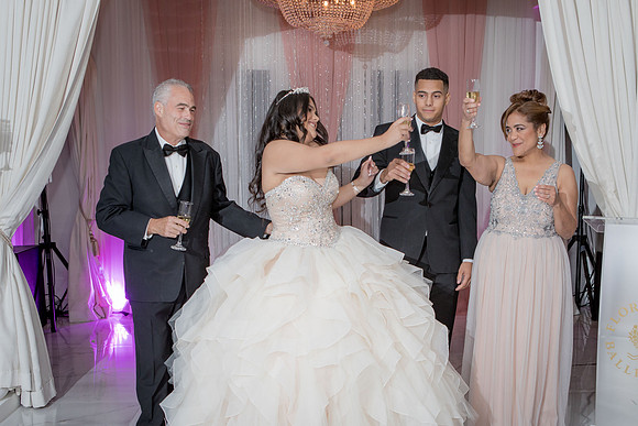 Sophia Suarez15QPTY_334
