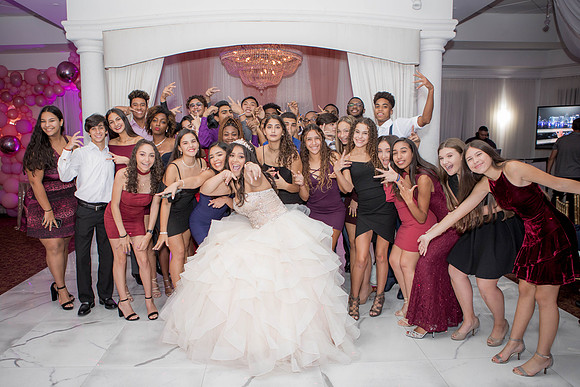 Sophia Suarez15QPTY_399