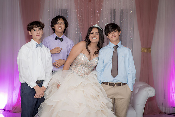 Sophia Suarez15QPTY_413