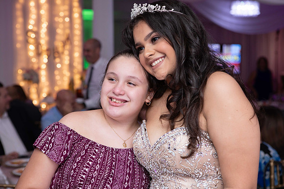 Sophia Suarez15QPTY_434