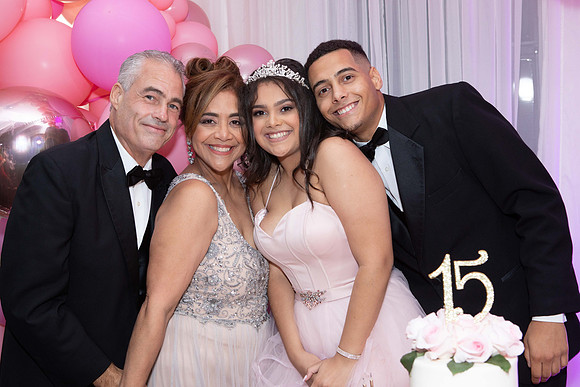 Sophia Suarez15QPTY_490